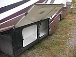 2002 Fleetwood Discovery Photo #14