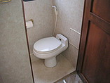 2002 Fleetwood Discovery Photo #21