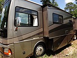 2004 Fleetwood Discovery Photo #4