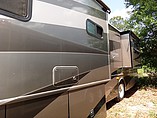2004 Fleetwood Discovery Photo #5