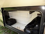 2004 Fleetwood Discovery Photo #10
