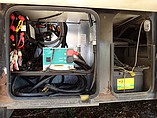 2004 Fleetwood Discovery Photo #16