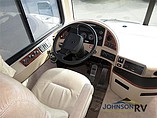 2005 Fleetwood Discovery Photo #10