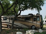 2005 Fleetwood Discovery Photo #3