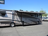2005 Fleetwood Discovery Photo #10