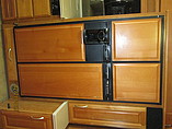 2006 Fleetwood Discovery Photo #6