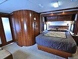 2008 Fleetwood Discovery Photo #9