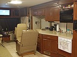 2008 Fleetwood Discovery Photo #4