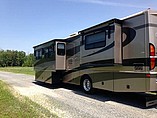2004 Fleetwood Discovery Photo #2