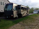 2004 Fleetwood Discovery Photo #3