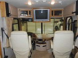 2005 Fleetwood Discovery Photo #12