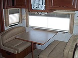 2005 Fleetwood Discovery Photo #6