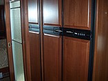 2005 Fleetwood Discovery Photo #10