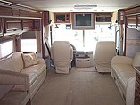 2005 Fleetwood Discovery Photo #11