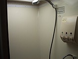 2005 Fleetwood Discovery Photo #19