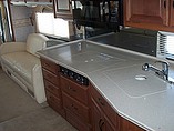 2005 Fleetwood Discovery Photo #20