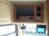 2005 Fleetwood Discovery Photo #23