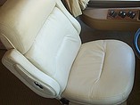 2005 Fleetwood Discovery Photo #24