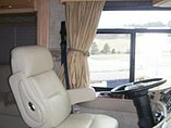 2006 Fleetwood Discovery Photo #4