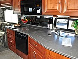 2006 Fleetwood Discovery Photo #8