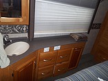 2006 Fleetwood Discovery Photo #24