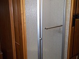 2006 Fleetwood Discovery Photo #28