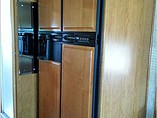 2006 Fleetwood Discovery Photo #14