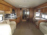 2005 Fleetwood Discovery Photo #12