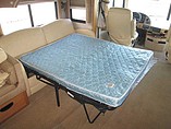 2005 Fleetwood Discovery Photo #14