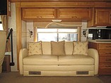 2005 Fleetwood Discovery Photo #15