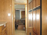 2005 Fleetwood Discovery Photo #19