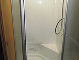 2005 Fleetwood Discovery Photo #23