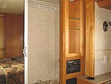 2005 Fleetwood Discovery Photo #26