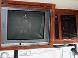 2006 Fleetwood Discovery Photo #10