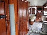 2006 Fleetwood Discovery Photo #33