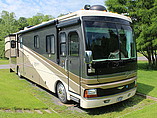 2006 Fleetwood Discovery Photo #2