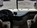 2007 Fleetwood Discovery Photo #18