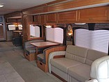 2007 Fleetwood Discovery Photo #20