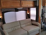 2007 Fleetwood Discovery Photo #24