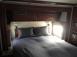 2007 Fleetwood Discovery Photo #5