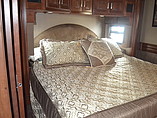 2014 Fleetwood Discovery Photo #9