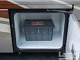2014 Fleetwood Discovery Photo #16
