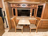 2014 Fleetwood Discovery Photo #29