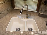 2014 Fleetwood Discovery Photo #33