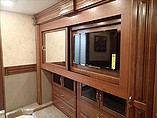 2015 Fleetwood Discovery Photo #13