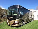 2010 Fleetwood Discovery Photo #8