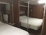 2010 Fleetwood Discovery Photo #27