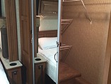 2010 Fleetwood Discovery Photo #30
