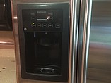2010 Fleetwood Discovery Photo #32