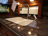 2015 Fleetwood Discovery Photo #7